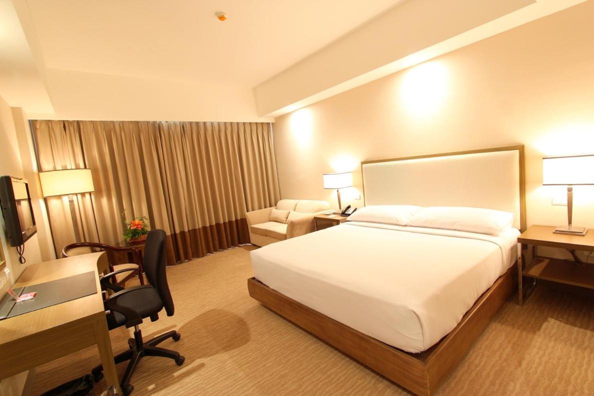 Garden Orchid Hotel & Resort Corp. Zamboanga Exterior foto